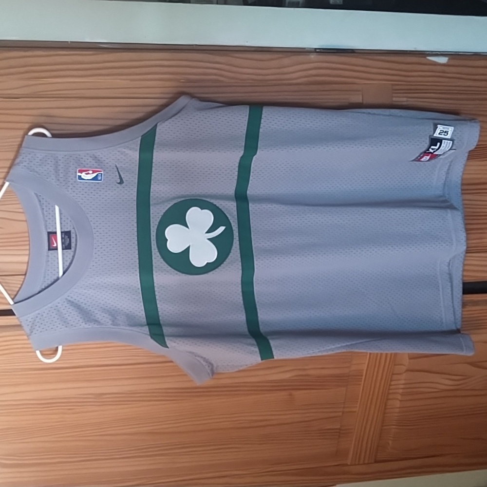 Paul Pierce, Vintage, Nike Alternate Boston Celtics Jersey.